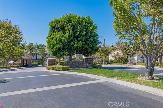 Building Photo - 14136 Visions Dr