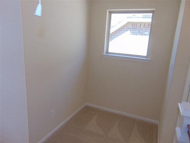 Building Photo - 24782 Levante Dr