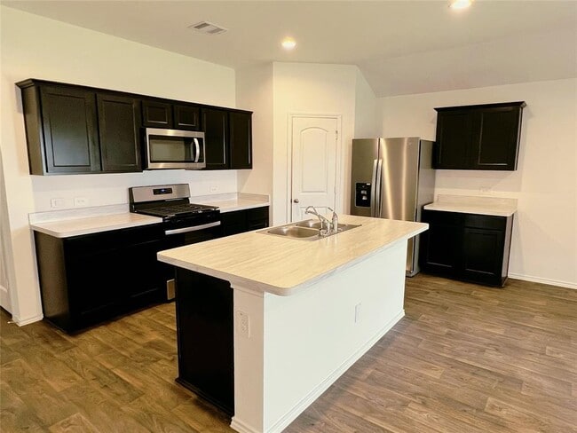Building Photo - 20839 Marigold Meadows St