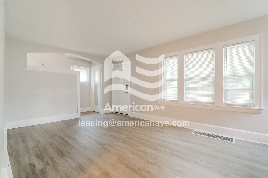 Building Photo - 1222 Brown St