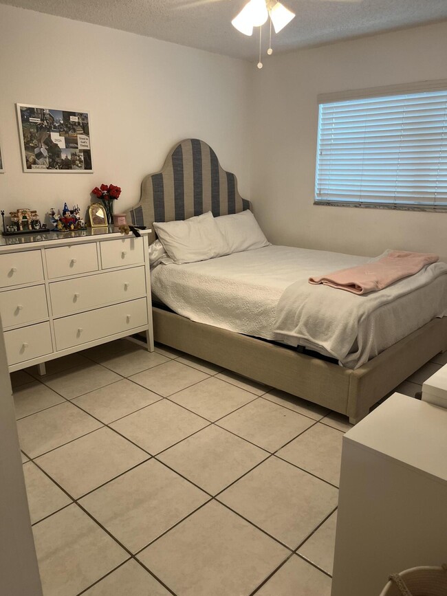 Building Photo - 5843 Albert Rd