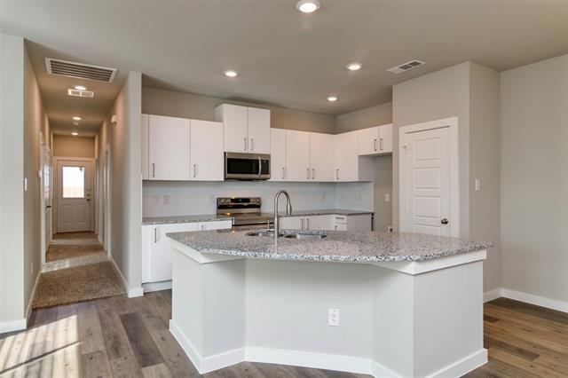Building Photo - 725 Fallow Dr