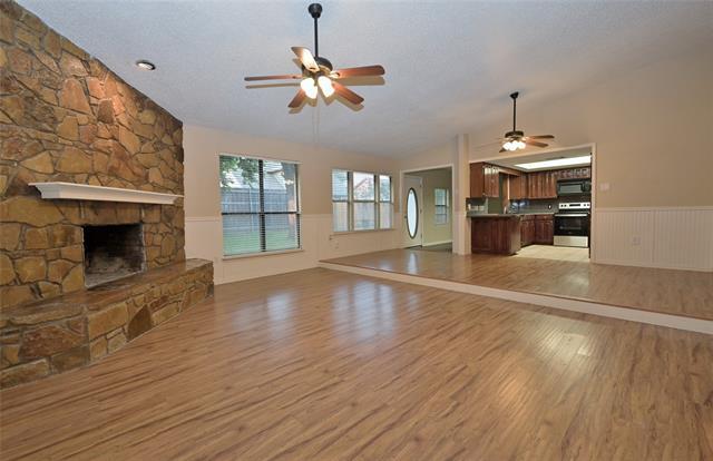 Building Photo - 4107 Pyracantha Dr