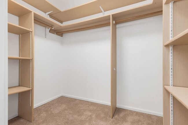 Building Photo - 10716 NE 144th Ct