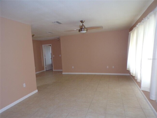 Building Photo - 4117 Harbor Blvd