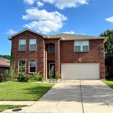 Building Photo - 5425 Comanche Wells Dr