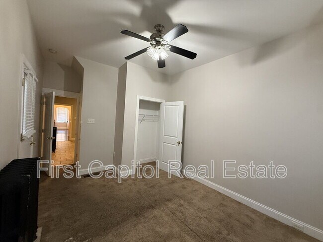 Building Photo - 118 E New St