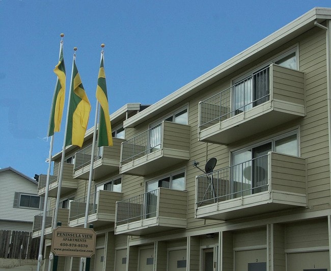 Peninsula View Apartments - Peninsula View Apartments~Remodeled 1 BR/BA