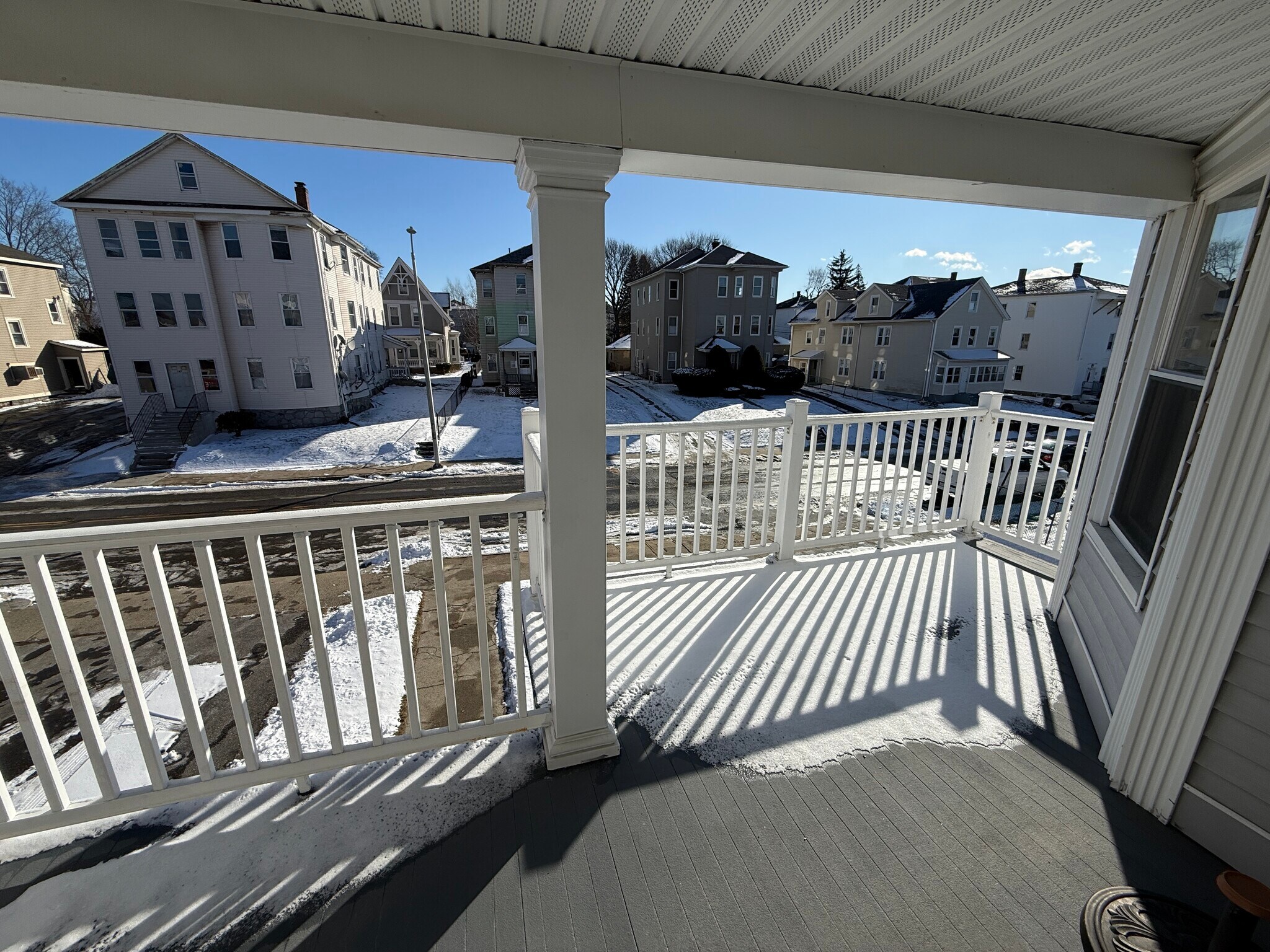 Building Photo - 148 Vernon St