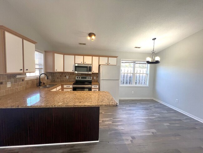 Building Photo - COMING SOON! 3 BR/2bath/Carport/Fenced Yard/ No carpet Odgen location. One level home, Beautiful ...