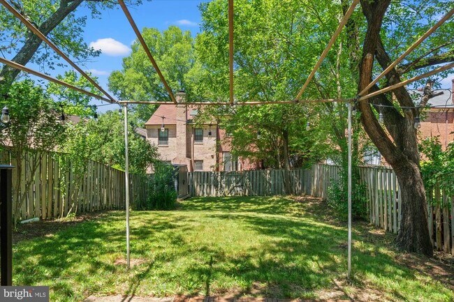Building Photo - 1026 N Pelham St