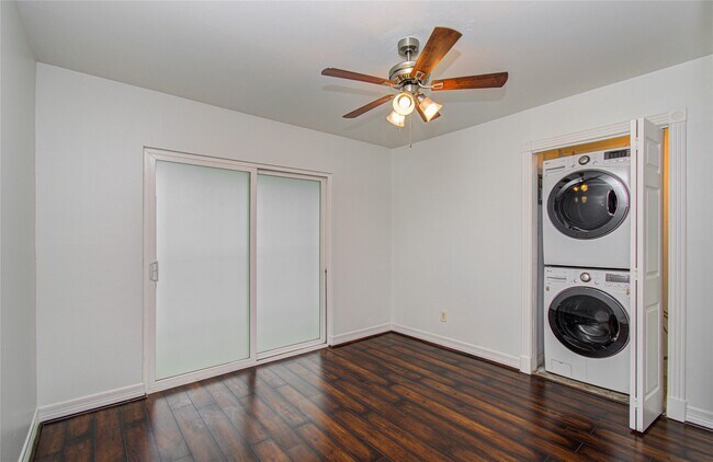 Building Photo - 12633 Memorial Dr