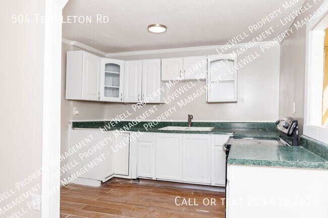 Building Photo - 504 Templeton Rd