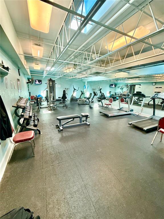 Building Photo - 5970 80th St N