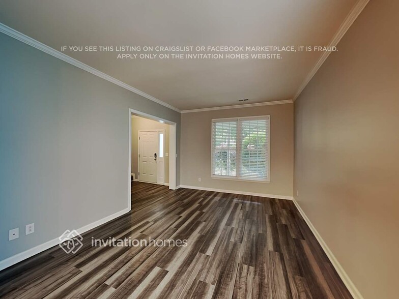Building Photo - 10004 Gladwick Ct