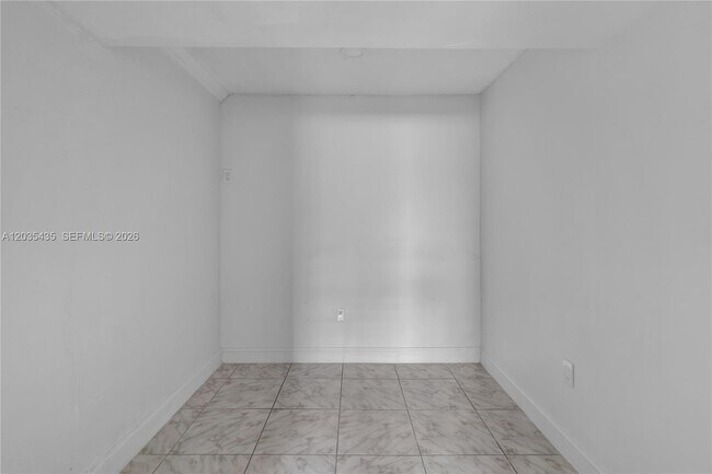 Building Photo - 3800 SW 102nd Ave