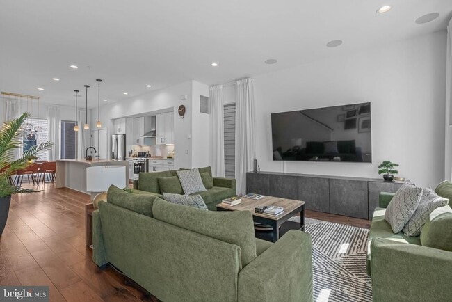 Building Photo - 3121 Sunrise Walk