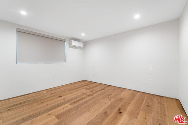 Building Photo - 8261-8264 4th St