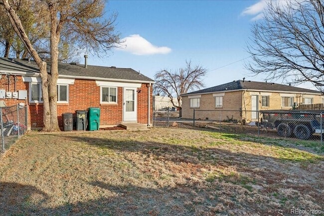 Building Photo - 69 Del Mar Cir