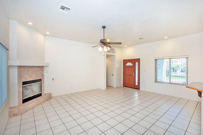 Building Photo - Yuma East Rental Available.
