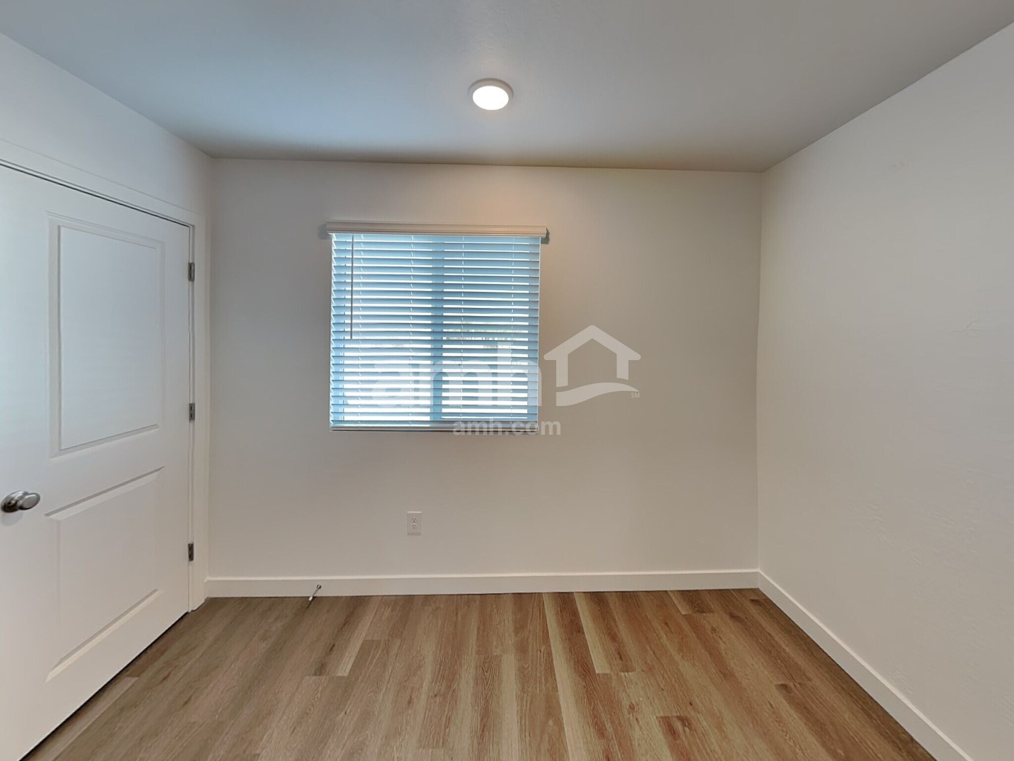 Building Photo - 9742 W Luxton Ln