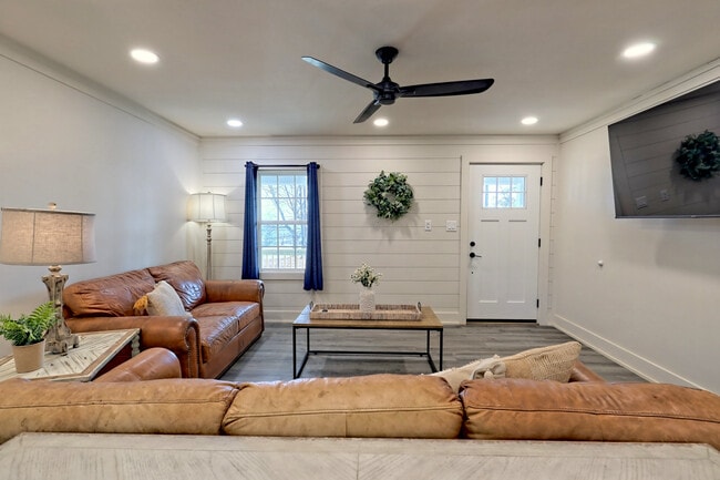 Building Photo - 3455 Hwy 441