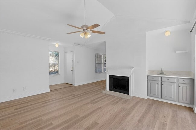 Building Photo - 5300 Keller Springs Rd