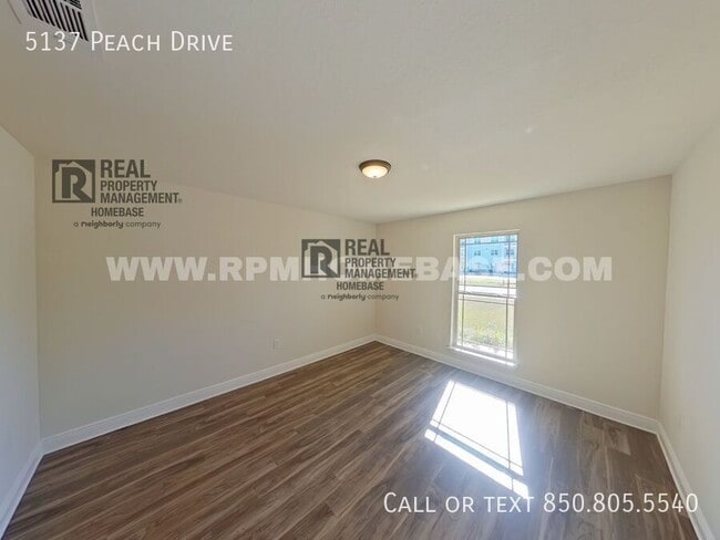 Building Photo - 5137 Peach Dr