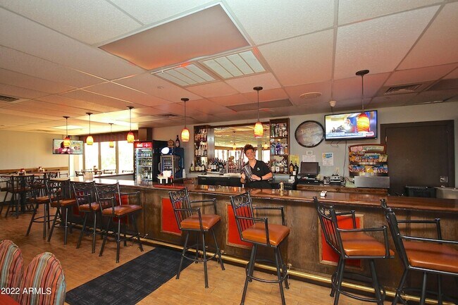 Building Photo - 1800 E Winged Foot Dr