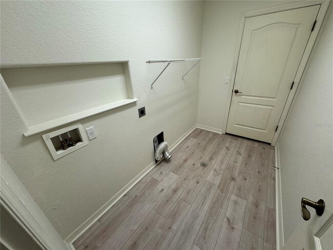 Building Photo - 315 Auburn Woods Cir