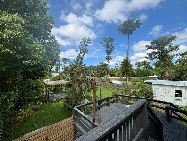 Building Photo - 802 Marvin Ave