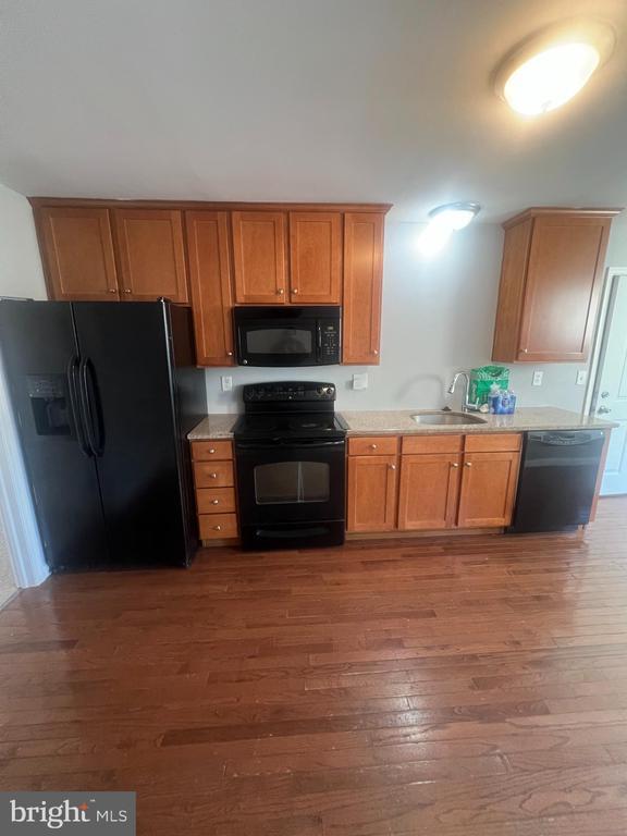 Building Photo - 1407 N Bouvier St