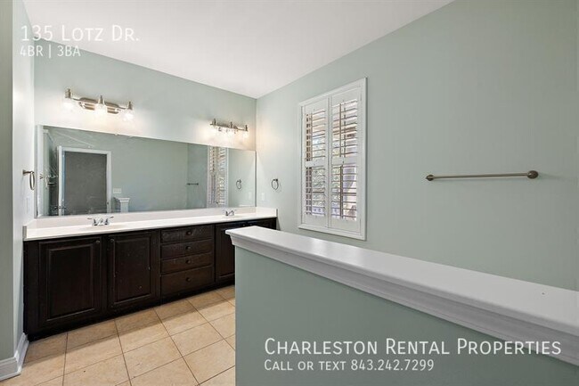 Building Photo - 135 Lotz Dr