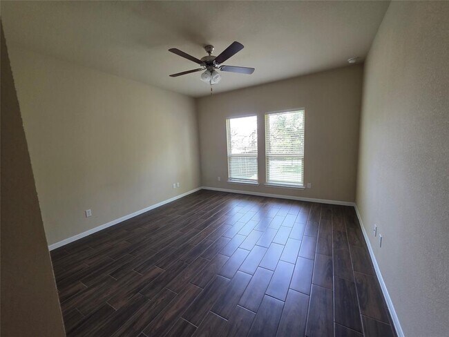 Building Photo - 200 Scenic Hills Cir