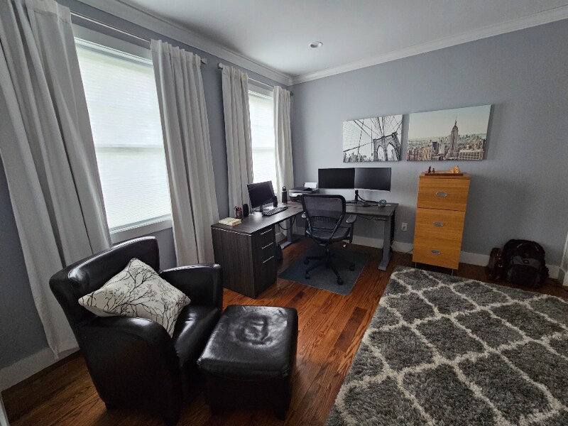 Building Photo - 25 Meridian Ridge Dr