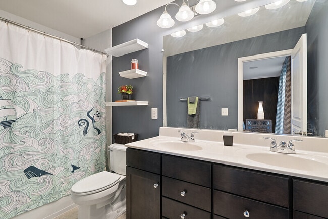Building Photo - 8292 Heritage Crossing Ct