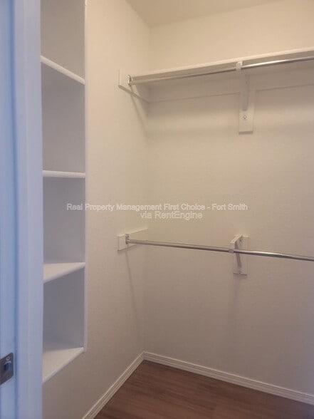 Building Photo - 2101 Ingalls Ln