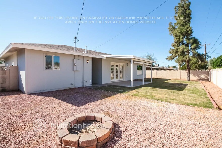 Building Photo - 1250 E Hermosa Dr