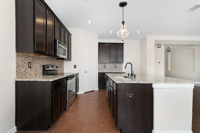 Building Photo - Helotes~Beautiful Laurel Canyon Subdivisio...