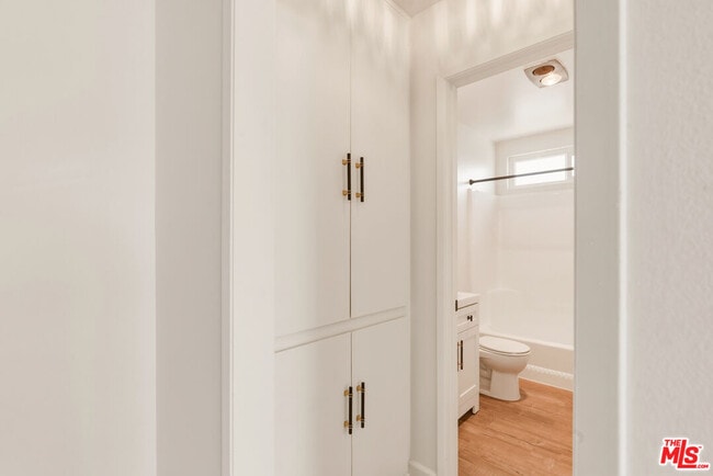 Building Photo - 2020 Graham Ave