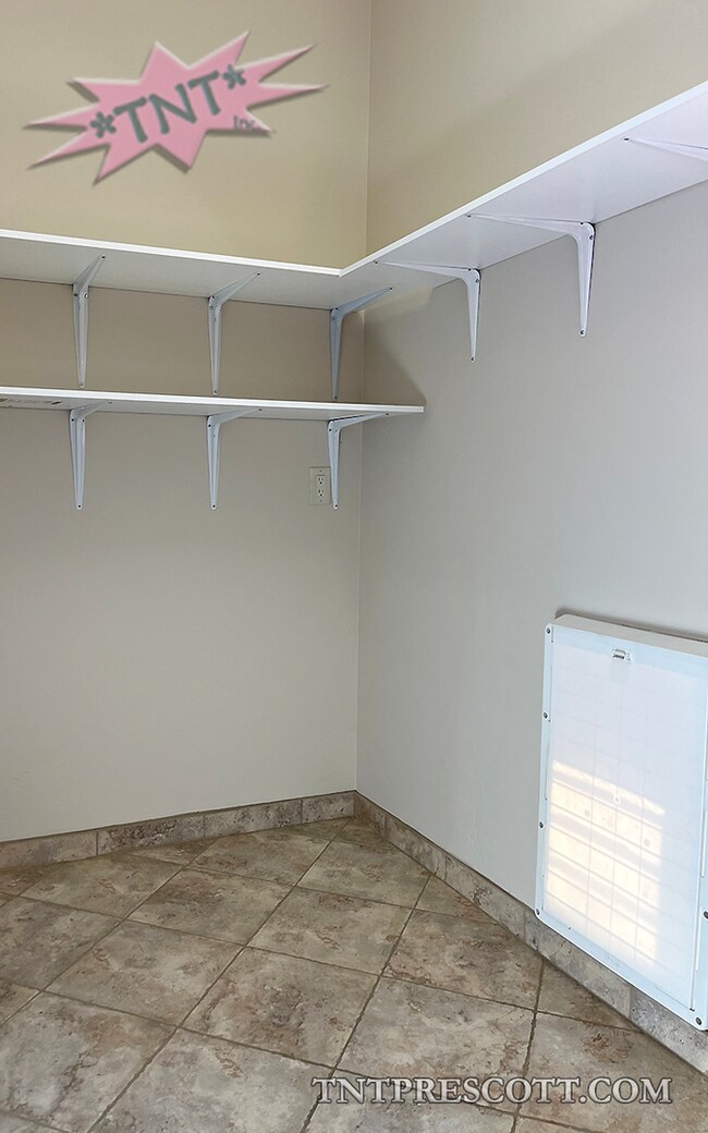 Building Photo - Home in Forest Trails HOA ~ HOLD