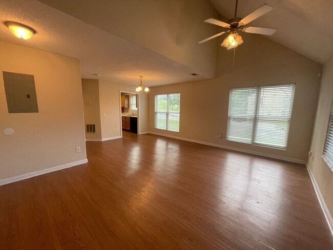 Building Photo - PRE-LEASING FOR AUGUST 2025!  1/2 OFF SECU...