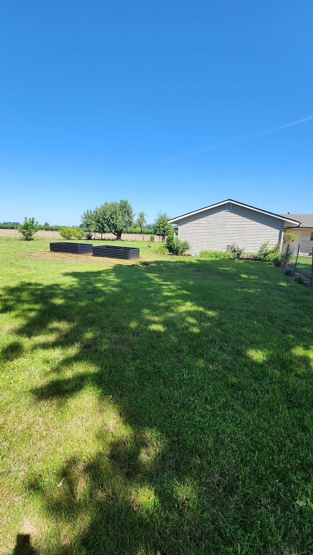 Building Photo - Molalla Country Home