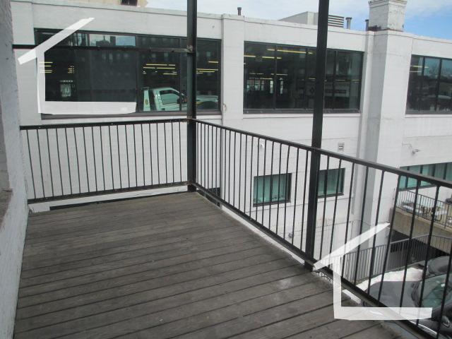 Building Photo - 8 Saint Lukes Rd