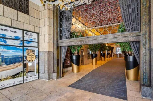 Building Photo - 309 Vine St