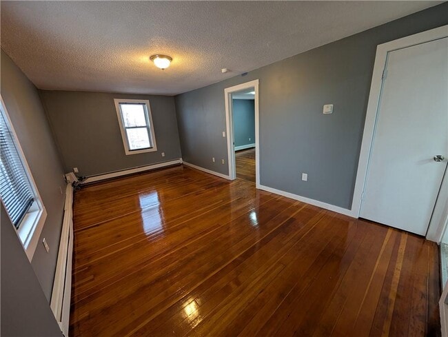 Building Photo - 57 Pleasant St