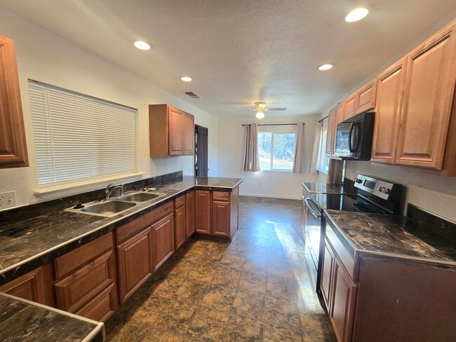 Building Photo - Calm Surrounds This Beautiful Cabin Home