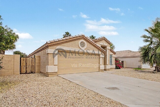 Building Photo - 1894 E Palomino Dr
