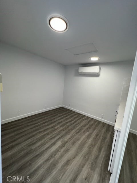 Building Photo - 383 Harvey Dr