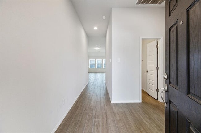 Building Photo - 359 Spiny Lizard Ln